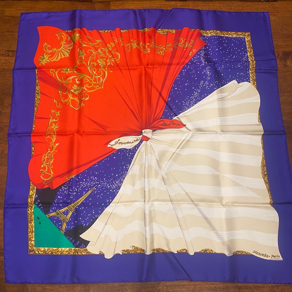 Hermès 100% silk scarf 90cm
